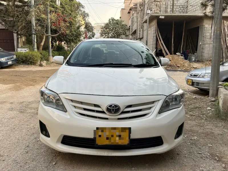Toyota Corolla XLI 2013