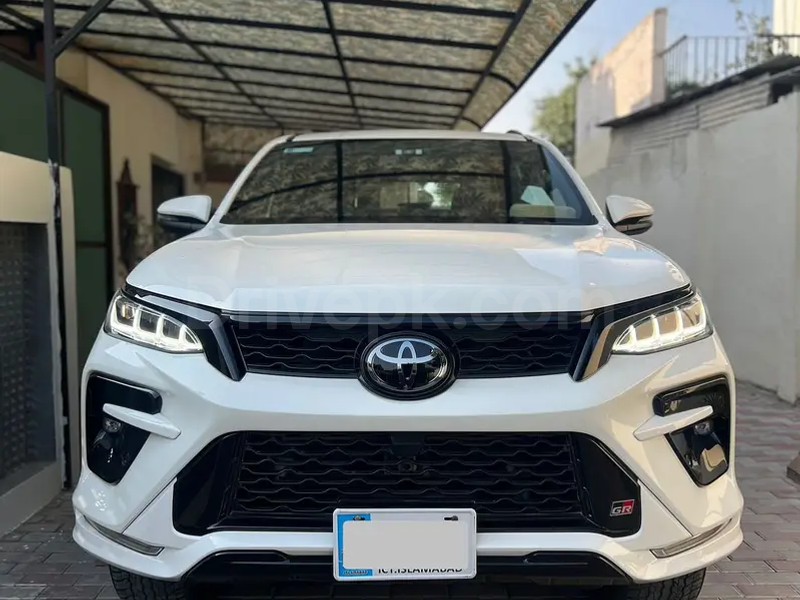 Toyota Fortuner 2024