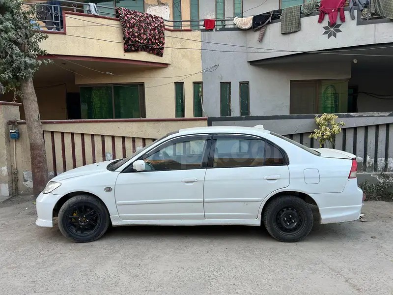 Honda Civic EXi 2004