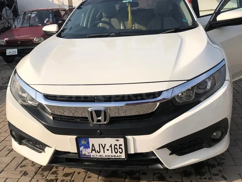 Honda Civic Oriel 2018