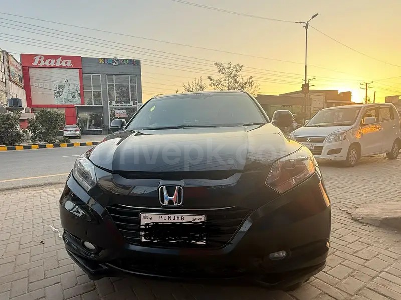 Honda Vezel 2015