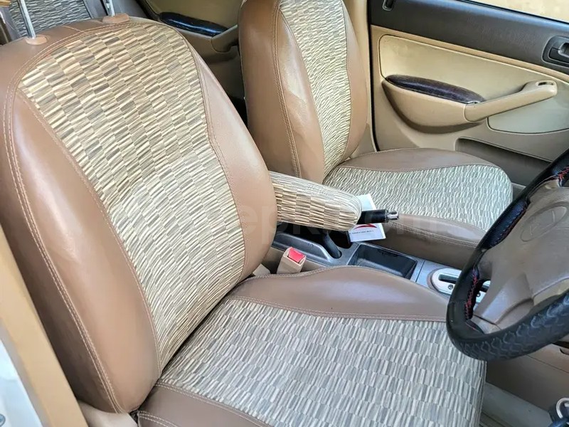 Honda Civic VTi Oriel Prosmatec 2005