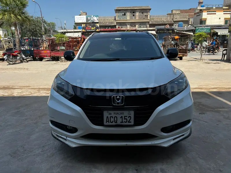 Honda Vezel 2015
