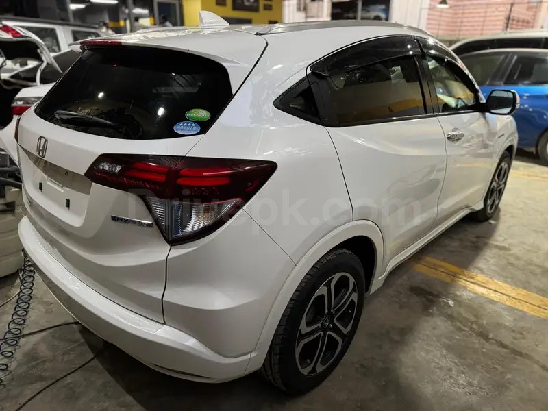 Honda Vezel 2016