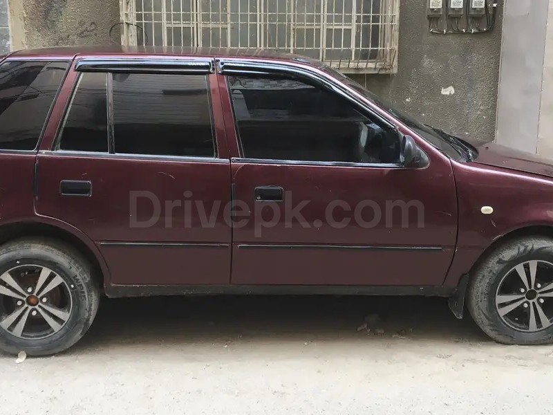 Suzuki Cultus VXR 2000
