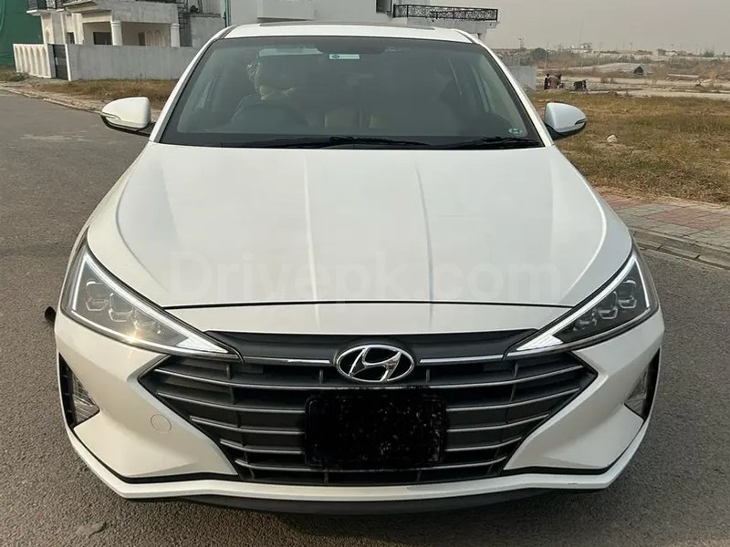 Hyundai Elantra 2024