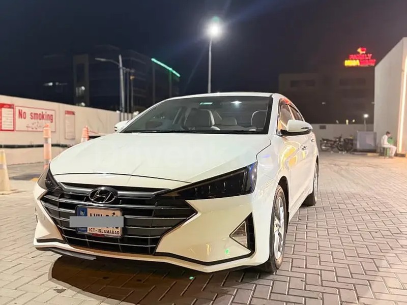 Hyundai Elantra 2021