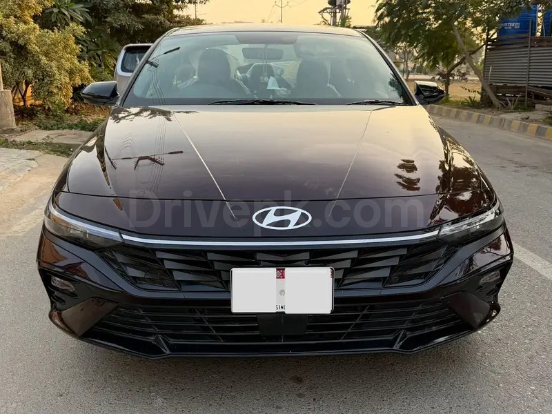 Hyundai Elantra 2025