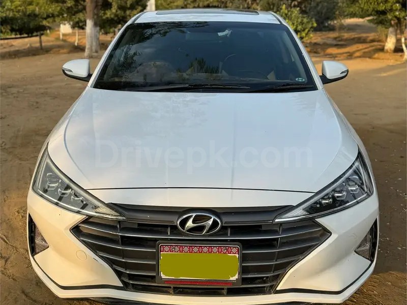 Hyundai Elantra 2022