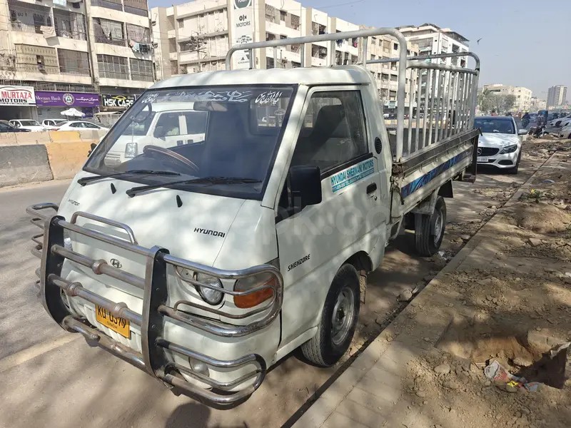 Hyundai Shehzore 2015