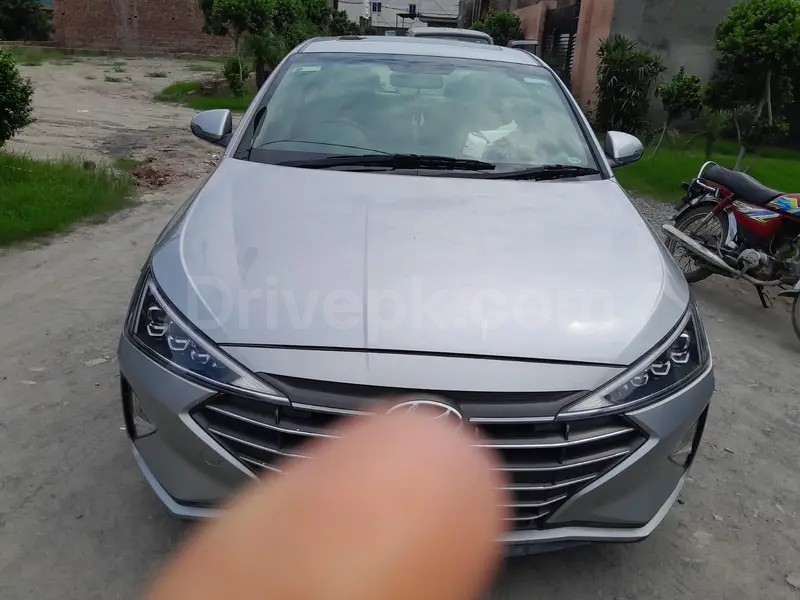 Hyundai Elantra 2023