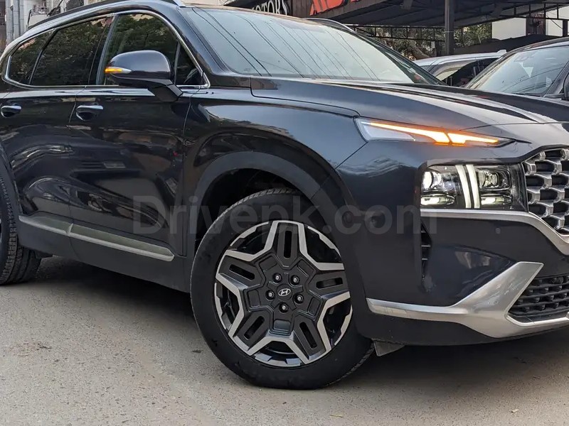 Hyundai Santa Fe 2023