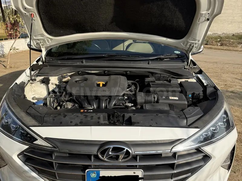 Hyundai Elantra 2021