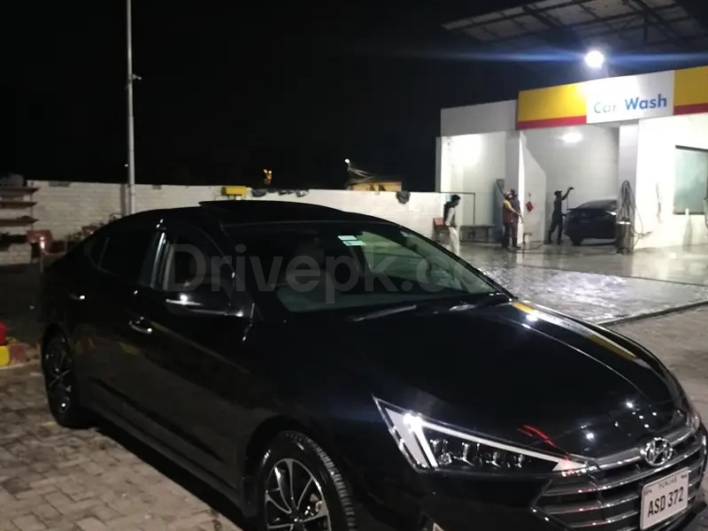 Hyundai Elantra 2023