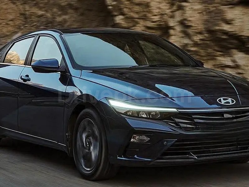 Hyundai Elantra 2024