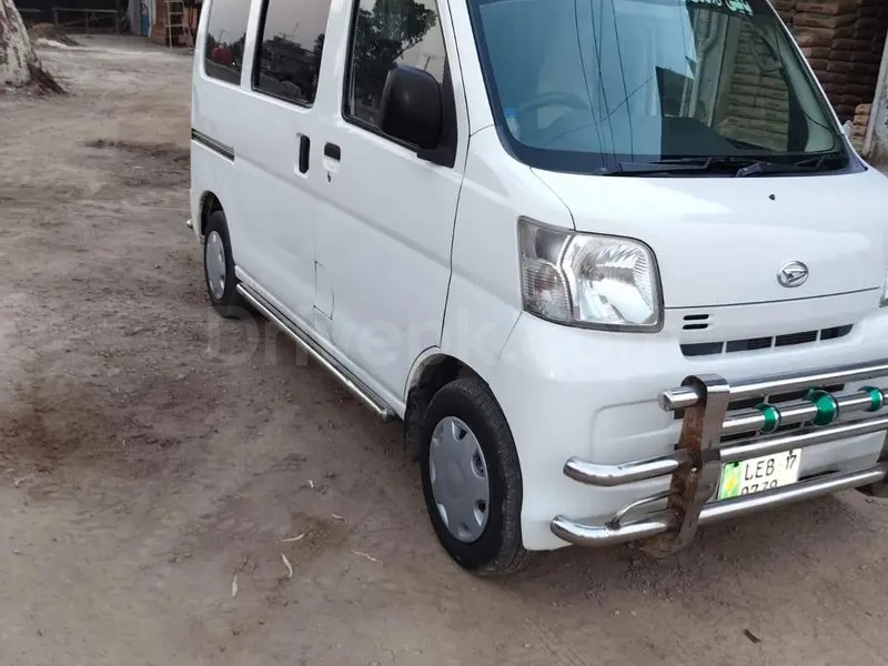 Daihatsu Hijet 2012
