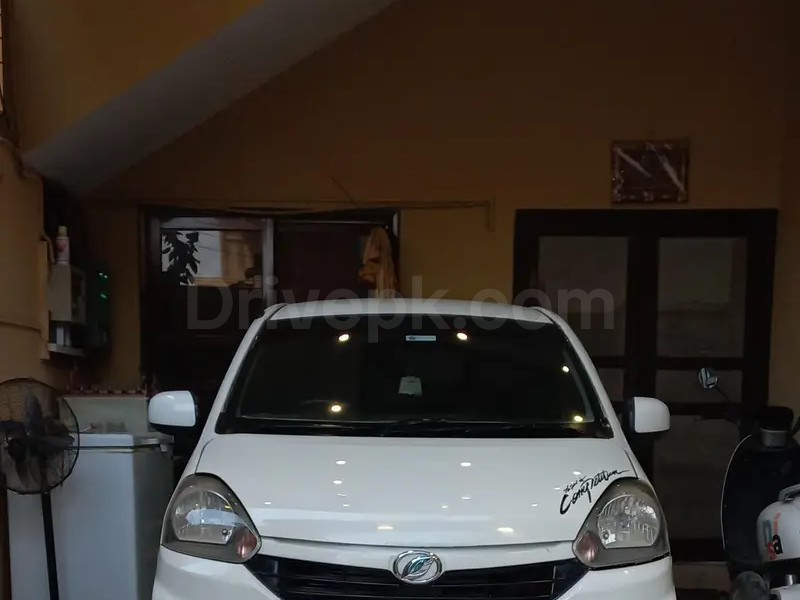 Daihatsu Mira 2016