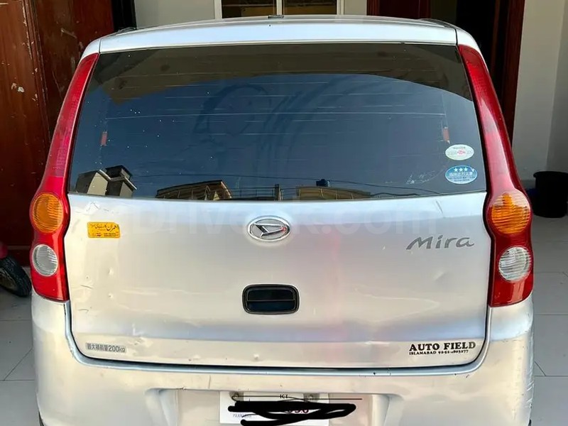 Daihatsu Mira 2009