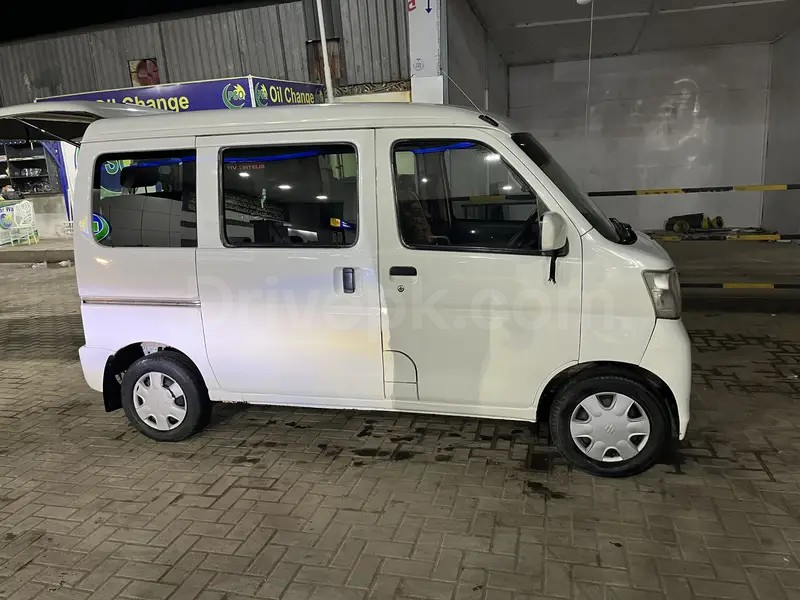 Daihatsu Hijet 2013