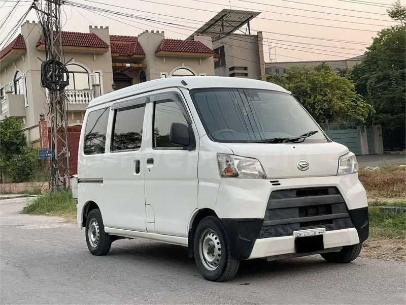 Daihatsu Hijet 2019
