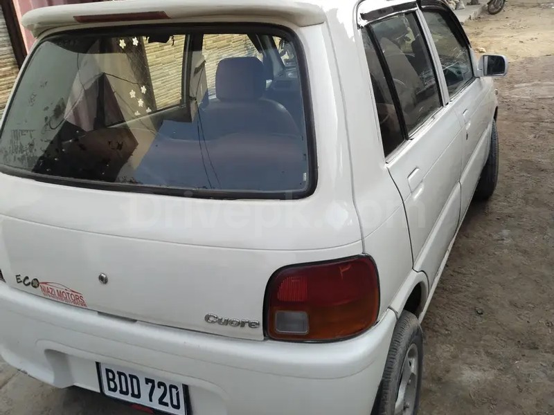 Daihatsu Cuore 2003