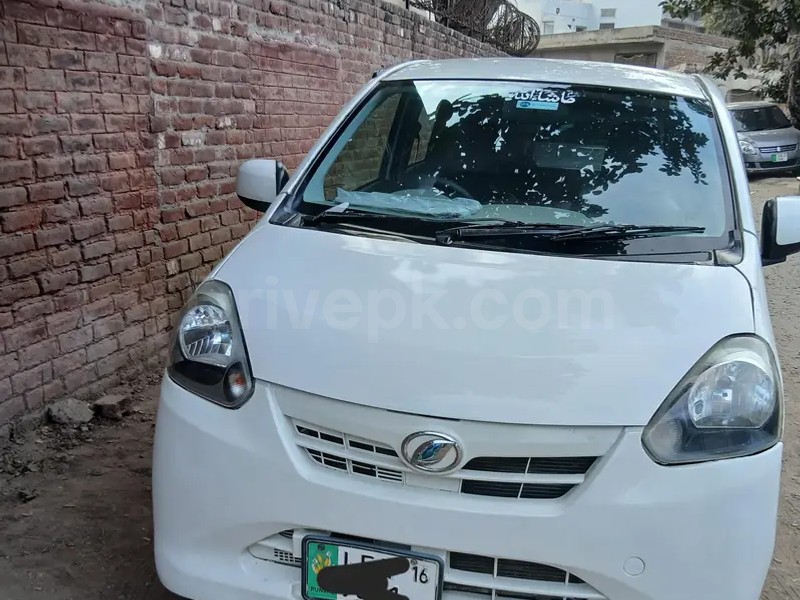 Daihatsu Mira 2016