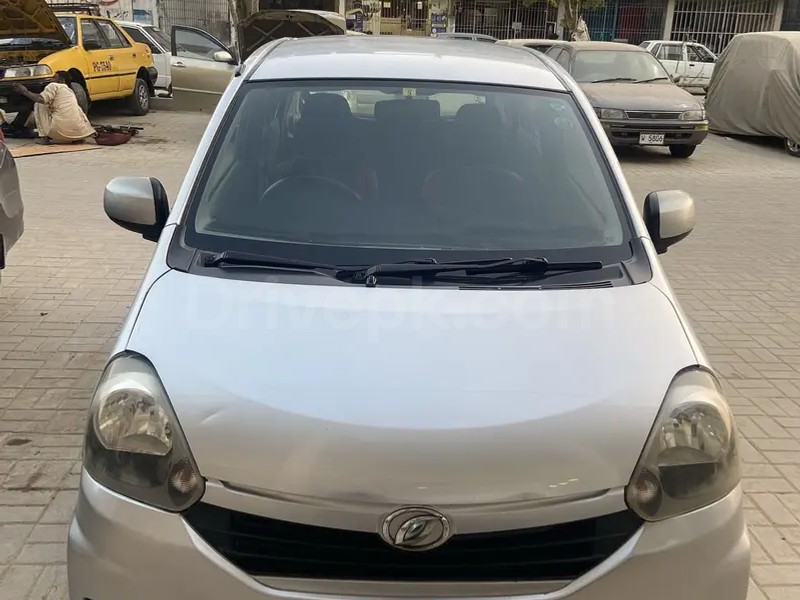 Daihatsu Mira 2014
