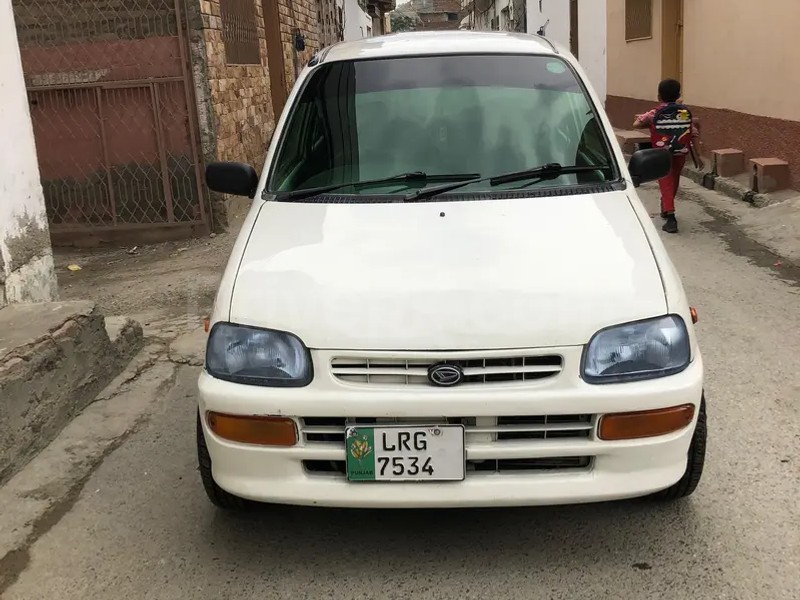 Daihatsu Cuore 2002