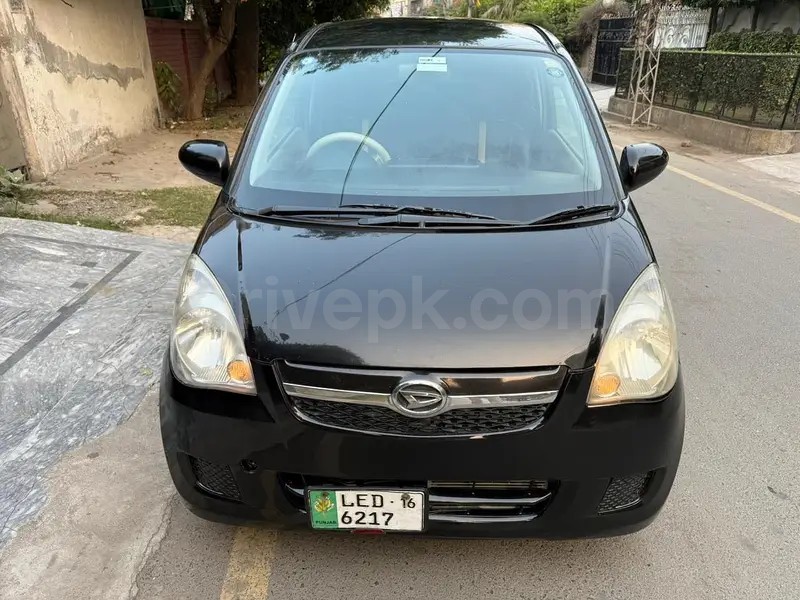 Daihatsu Mira 2012