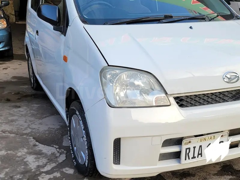Daihatsu Mira 2006