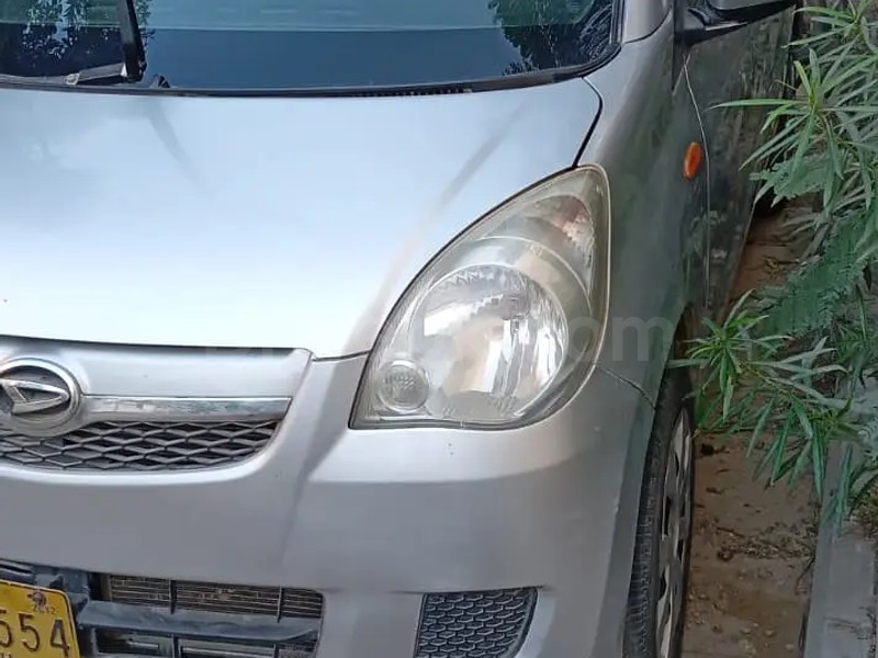 Daihatsu Mira 2009