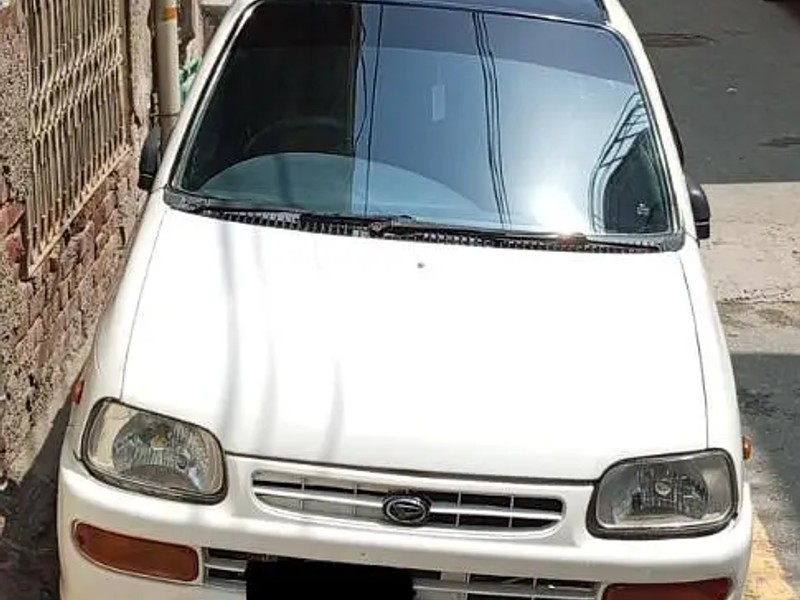Daihatsu Cuore 2004