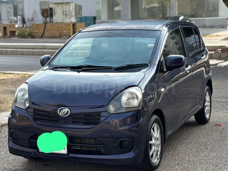Daihatsu Mira 2013