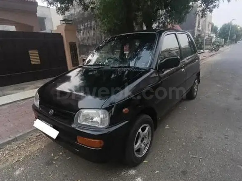 Daihatsu Cuore 2002