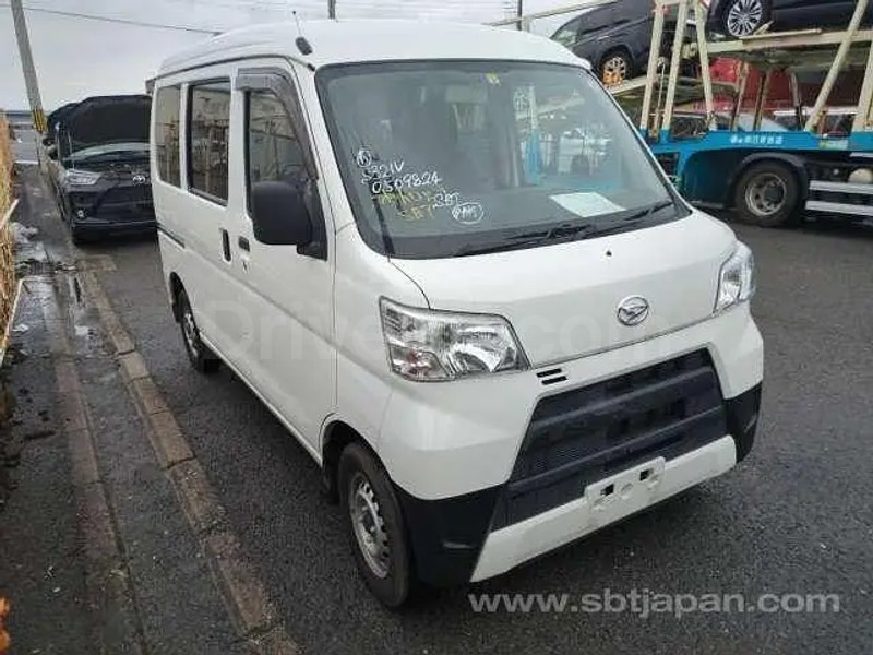 Daihatsu Hijet 2021