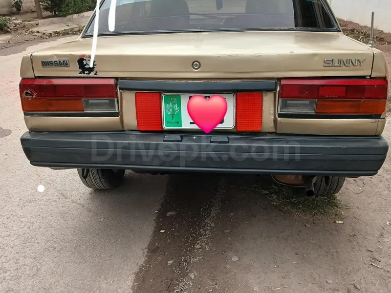 Nissan Sunny 1986