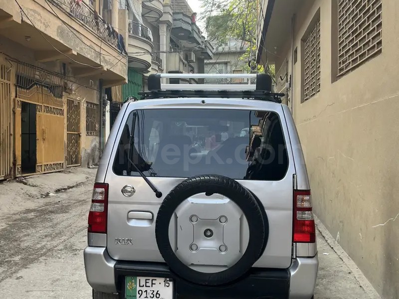 Nissan Kix 2010