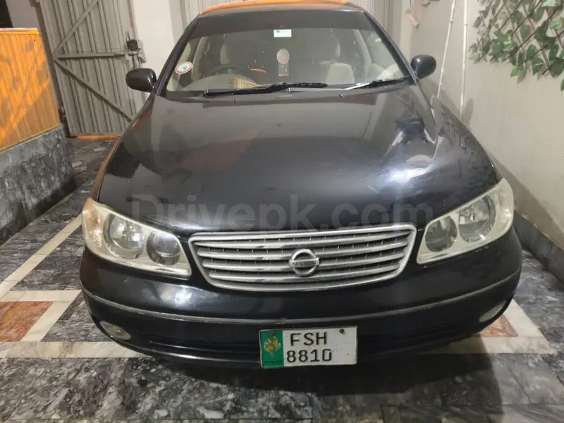 Nissan Sunny 2005