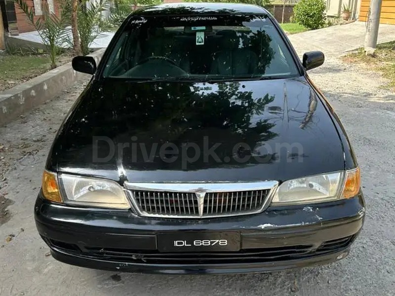 Nissan Sunny 2002