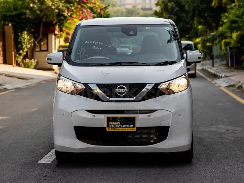 Nissan Dayz Highway Star 2022