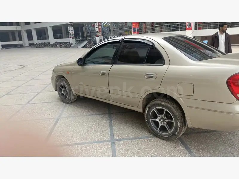 Nissan Sunny 2006