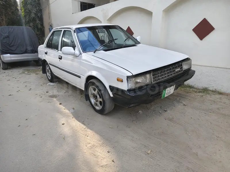 Nissan Sunny 1985