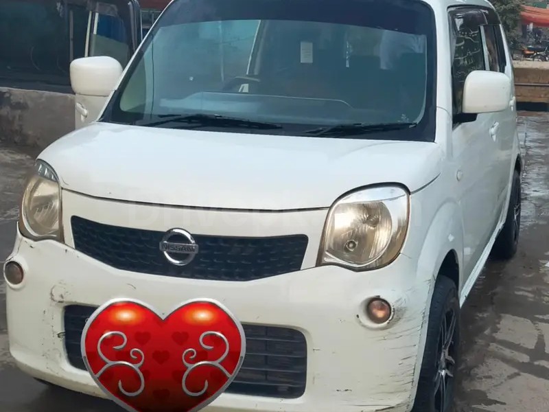 Nissan Moco 2012