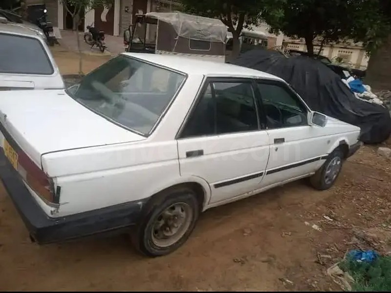 Nissan Sunny 1986