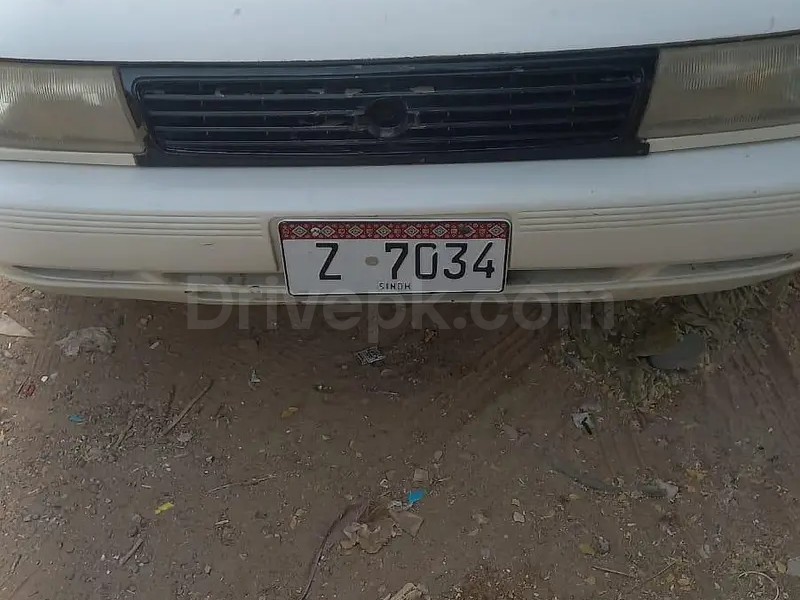 Nissan Sunny 1993