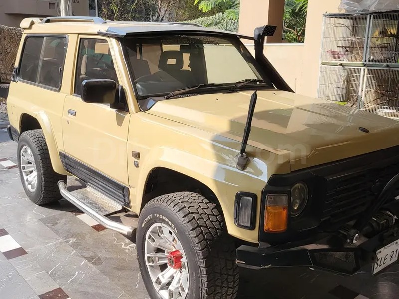 Nissan Patrol 1984
