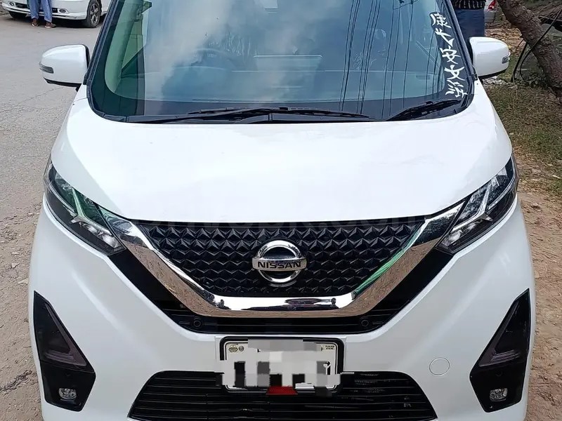 Nissan Dayz Highway Star 2021