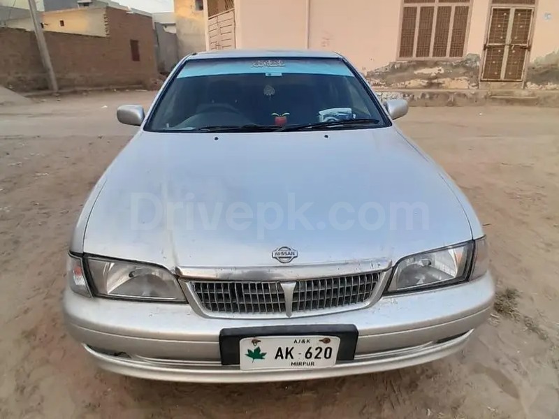 Nissan Sunny 2002
