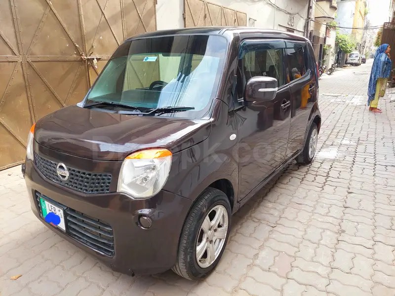 Nissan Moco 2013