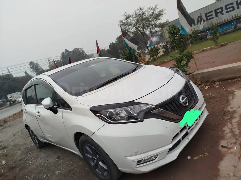 Nissan Note E Power 2018